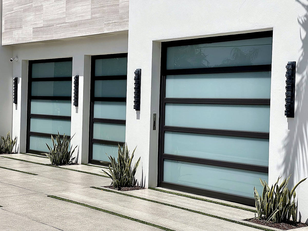 Coastal Delray Beach estate with professionally cleaned exterior windows